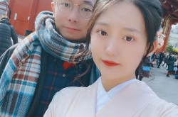 女主进入娱乐圈吃瓜,女主的吃瓜成长记