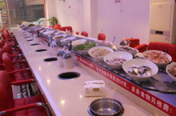 旋转自助火锅加盟,创新餐饮模式，开启财富新篇章