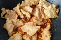 肉片的做法,从家常到地道，解锁美味肉片的多种烹饪技巧